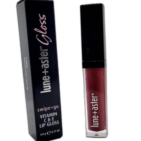 LUNE+ASTER Swip & Go Vitamin C & E Lip Gloss -Activist- New in Box -Made in USA - Picture 1 of 7